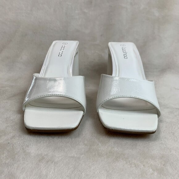 Boohoo Low Flat Heel Mule White  US 9 / UK 7 / EU40 - Picture 5 of 14